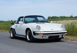 Porsche 911 3.0 SC Targa Coupe 1977 White Porsche 911 3.0 SC Targa Coupe 1977 White Car for Sale. 250754