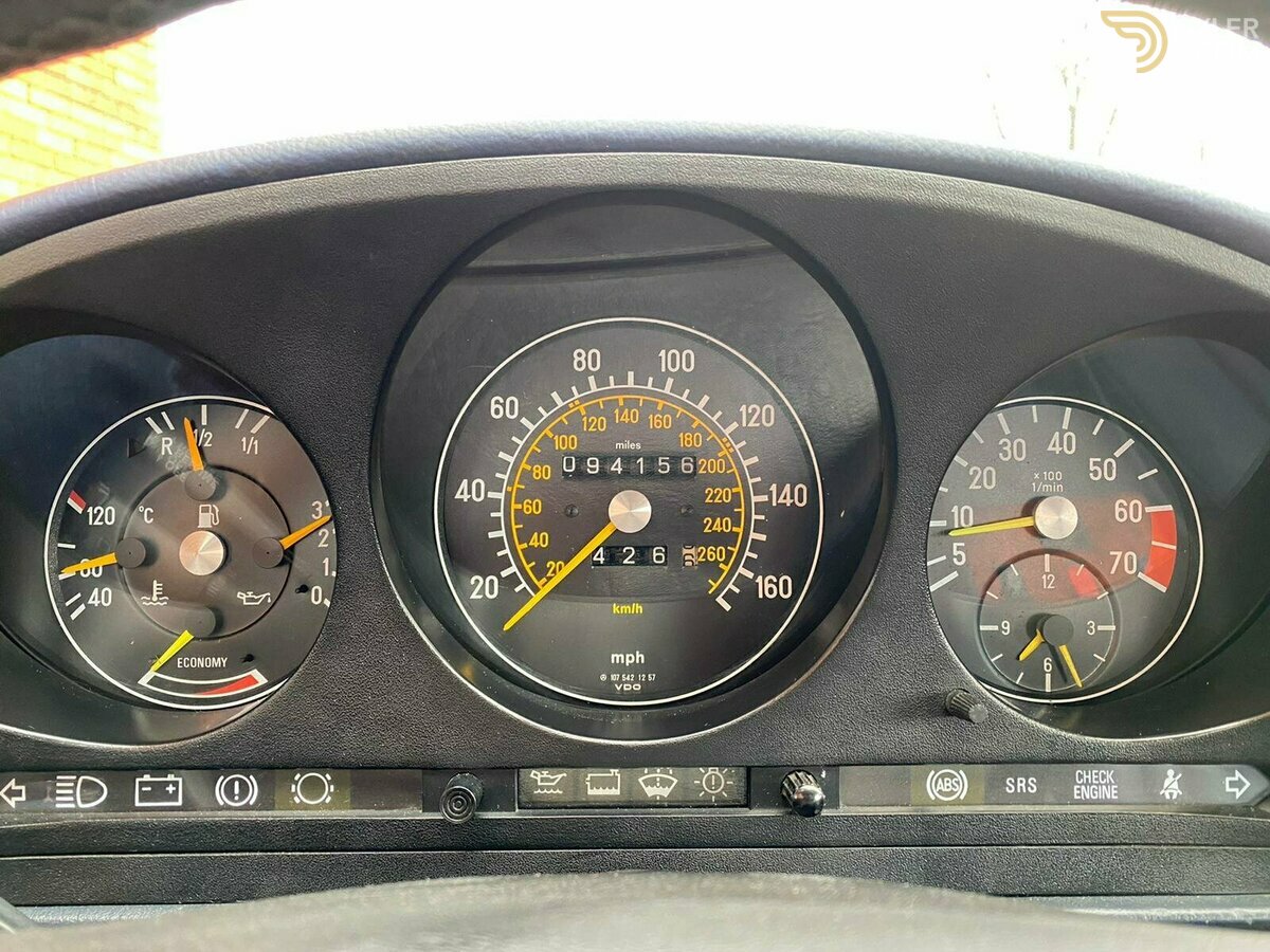 1986 Mercedes-Benz SL 560, foto 9