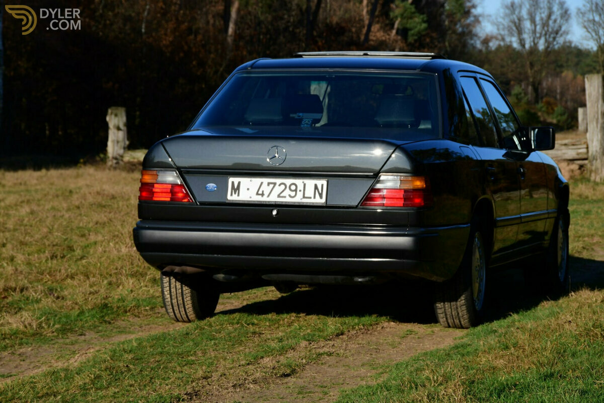 1988 Mercedes-Benz 300E 4Matic W124, foto 10