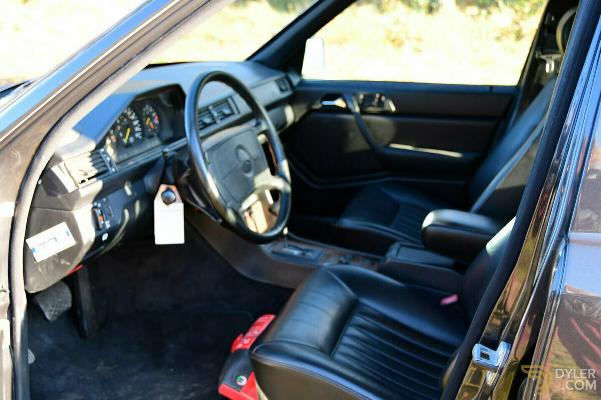1988 Mercedes-Benz 300E 4Matic W124, foto 12