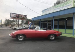 Jaguar E-Type XKE Convertible Cabriolet / Roadster 1969 Red Jaguar E-Type XKE Convertible Cabriolet / Roadster 1969 Red Car for Sale. 373460