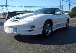 Pontiac Firebird Trans Am Hatchback 2000 White Pontiac Firebird Trans Am Hatchback 2000 White Car for Sale. 491585