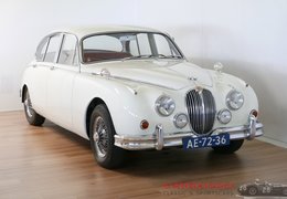 Jaguar MK II 3.4 + Overdrive Sedan / Saloon 1964 White Jaguar MK II 3.4 + Overdrive Sedan / Saloon 1964 White Car for Sale. 493739