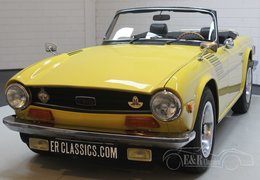 Triumph TR6 Overdrive Cabriolet / Roadster 1973 Yellow Triumph TR6 Overdrive Cabriolet / Roadster 1973 Yellow Car for Sale. 507290