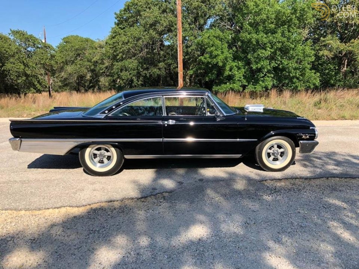 Classic 1961 Ford Galaxie for Sale Dyler