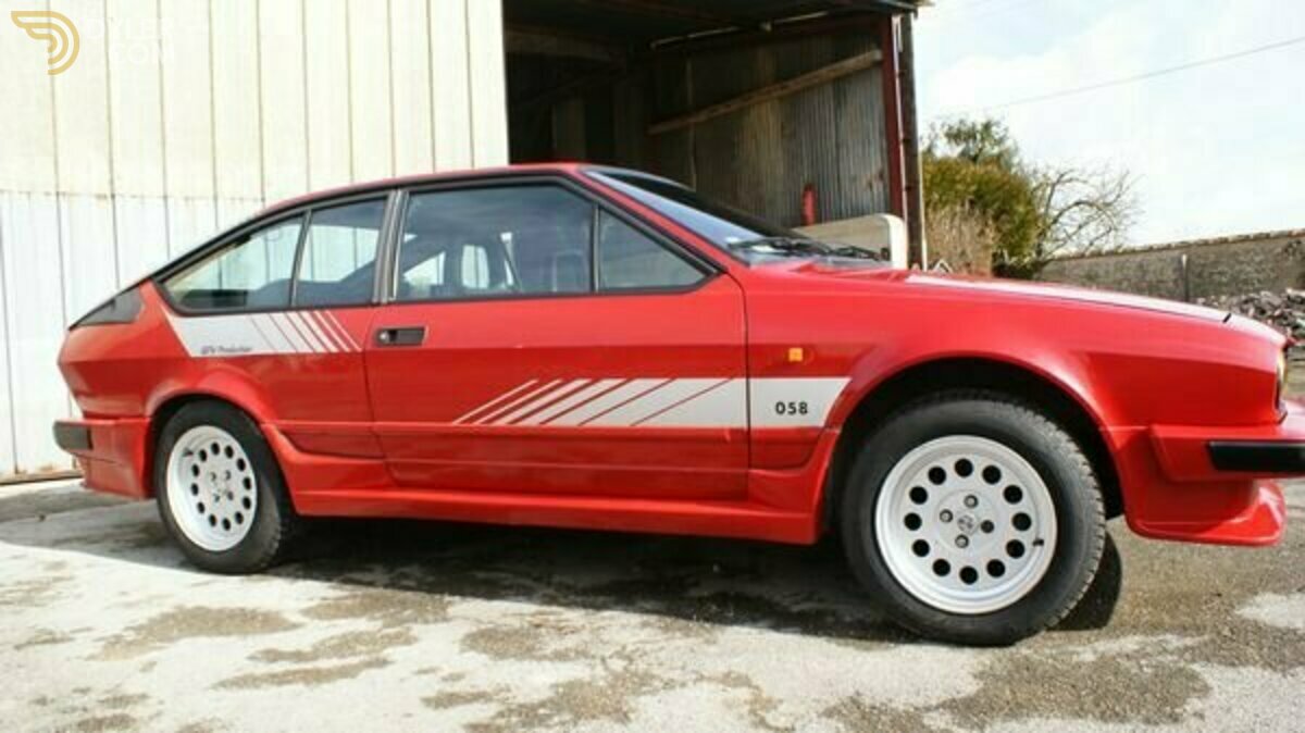 1984 Alfa Romeo GTV, foto 2