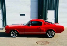 Ford Mustang GT 350 Coupe 1965 Red Ford Mustang GT 350 Coupe 1965 Red Car for Sale. 512411
