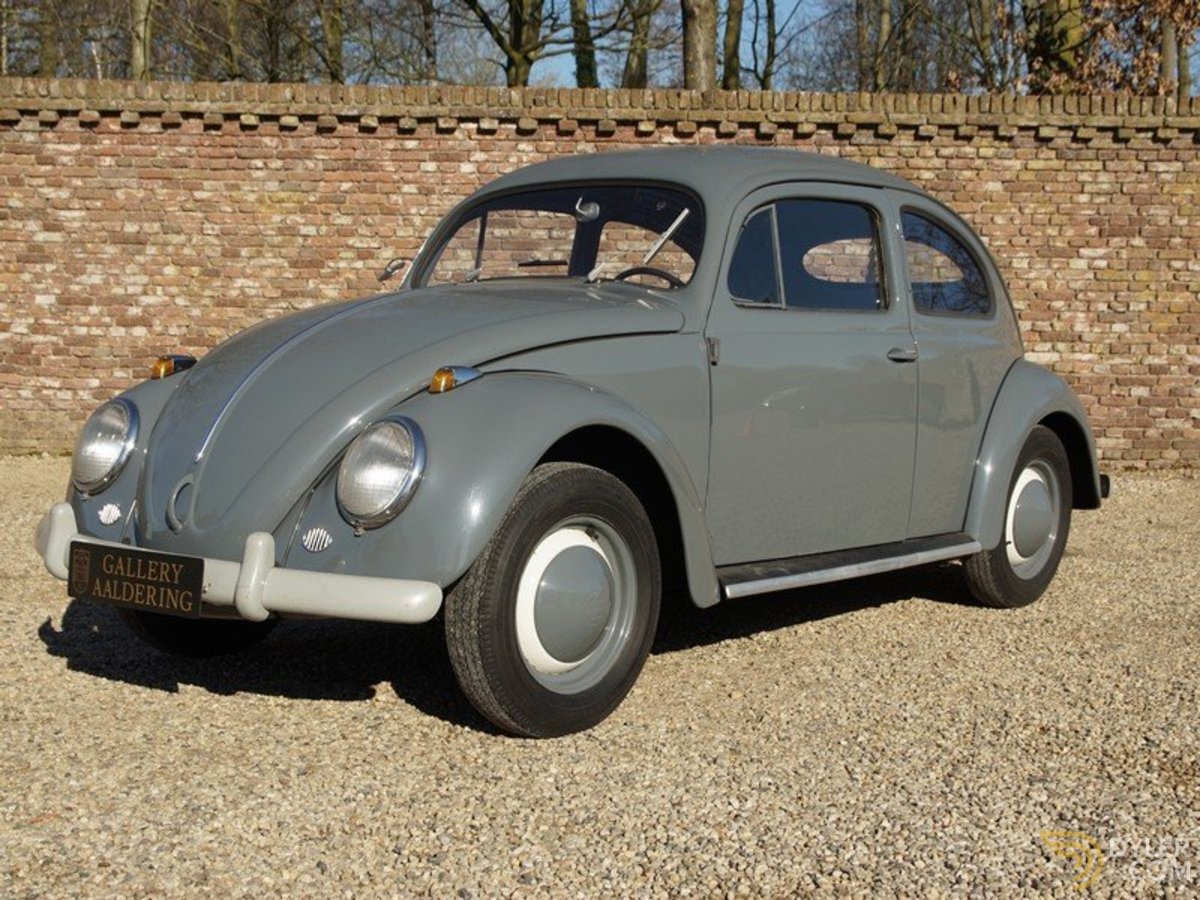 1955 Volkswagen Beetle 1200 Oval Window, foto 1