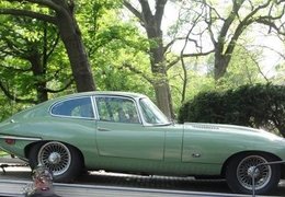 Jaguar E-Type Series 2 Coupe 1971 Green Jaguar E-Type Series 2 Coupe 1971 Green Car for Sale. 518502
