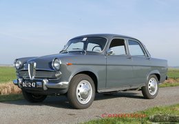 Alfa Romeo Giulietta TI in a good condition Sedan / Saloon 1963 Grey Alfa Romeo Giulietta TI in a good condition Sedan / Saloon 1963 Grey Car for Sale. 518803