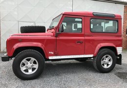 Land Rover Defender 90 TD5 SUV 2002 Red Land Rover Defender 90 TD5 SUV 2002 Red Car for Sale. 520605