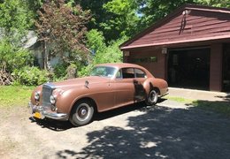 Bentley R Type Continental Fastback Coupe 1952 Brown Bentley R Type Continental Fastback Coupe 1952 Brown Car for Sale. 520945