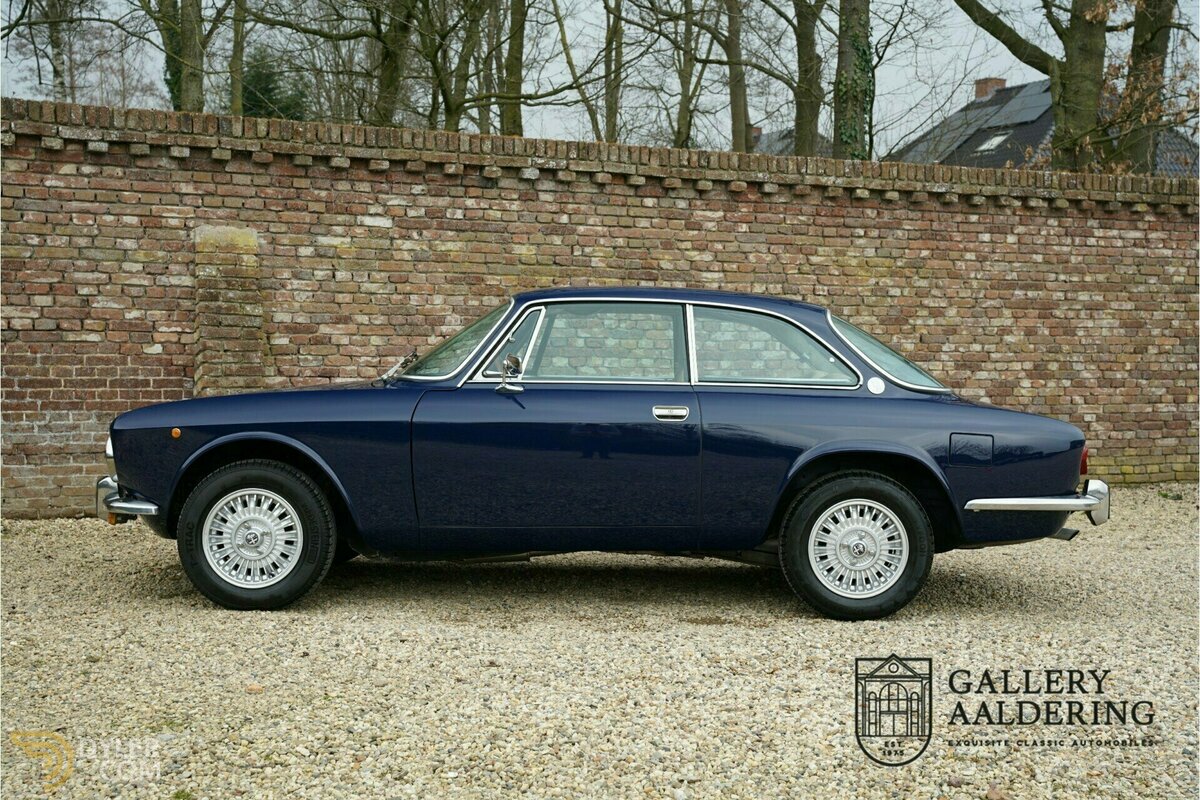 1974 Alfa Romeo 2000 GTV, foto 2