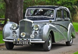 Bentley Mark VI Coach built by Harold Radford Sedan / Saloon 1951 Grey Bentley Mark VI Coach built by Harold Radford Sedan / Saloon 1951 Grey Car for Sale. 521794