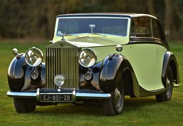 Rolls-Royce Silver Wraith Freestone & Webb 2 door Coupe Coupe 1947 Yellow Rolls-Royce Silver Wraith Freestone & Webb 2 door Coupe Coupe 1947 Yellow Car for Sale. 524163