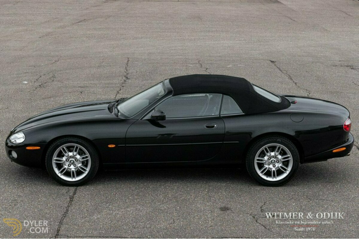 2001 Jaguar XK8, foto 3