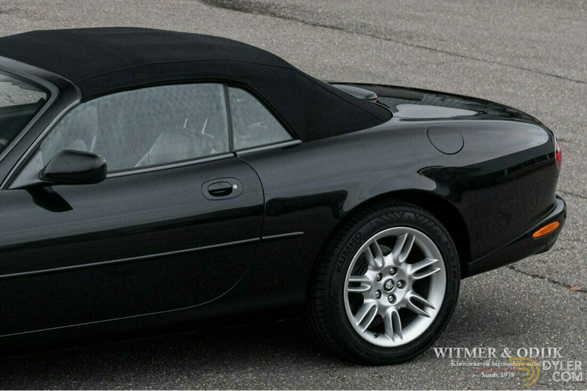 2001 Jaguar XK8, foto 12