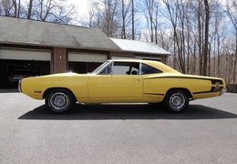 Dodge Super Bee 440 Six Pack Coupe 1970 Yellow Dodge Super Bee 440 Six Pack Coupe 1970 Yellow Car for Sale. 532325