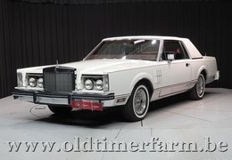 Lincoln Continental Mark VI Coupe 1982 White Lincoln Continental Mark VI Coupe 1982 White Car for Sale. 549255