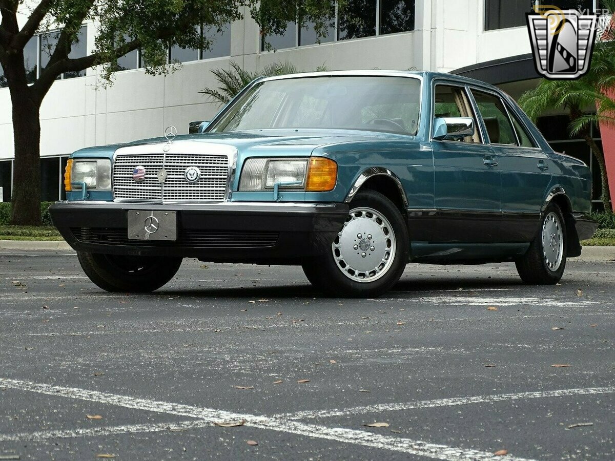 1991 Mercedes-Benz 300 SE, foto 1