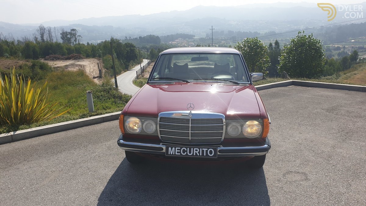 1977 Mercedes-Benz 230 W123 Limousine, foto 2