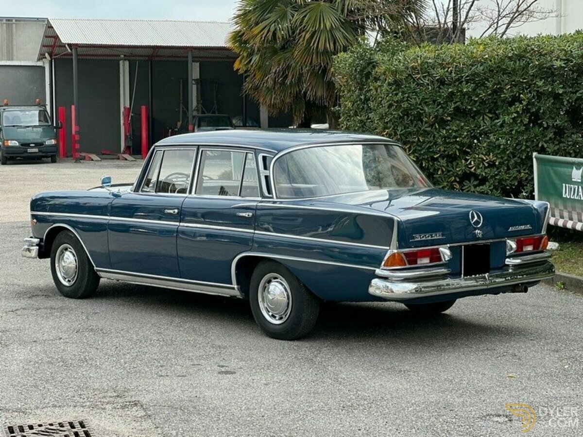 1962 Mercedes-Benz 300 SE Automatic "Fintail" 1 of 3776, foto 3