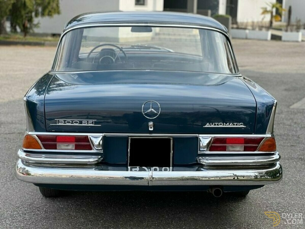 1962 Mercedes-Benz 300 SE Automatic "Fintail" 1 of 3776, foto 4