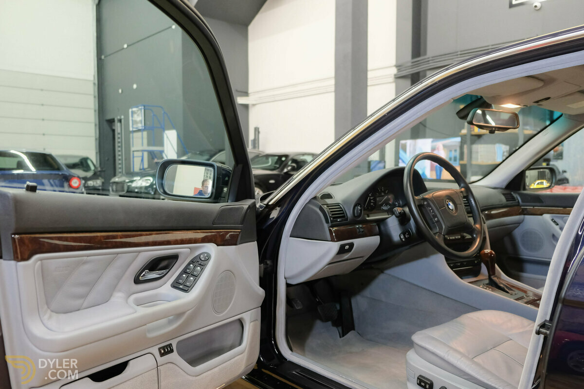 1998 BMW 740i E38, foto 11