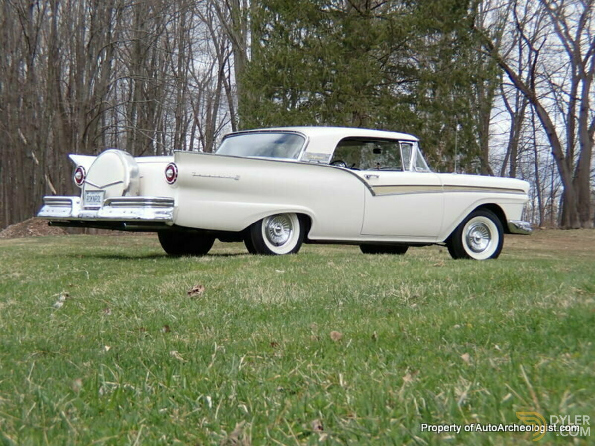 1957 Ford Fairlane 500 Skyliner, foto 10
