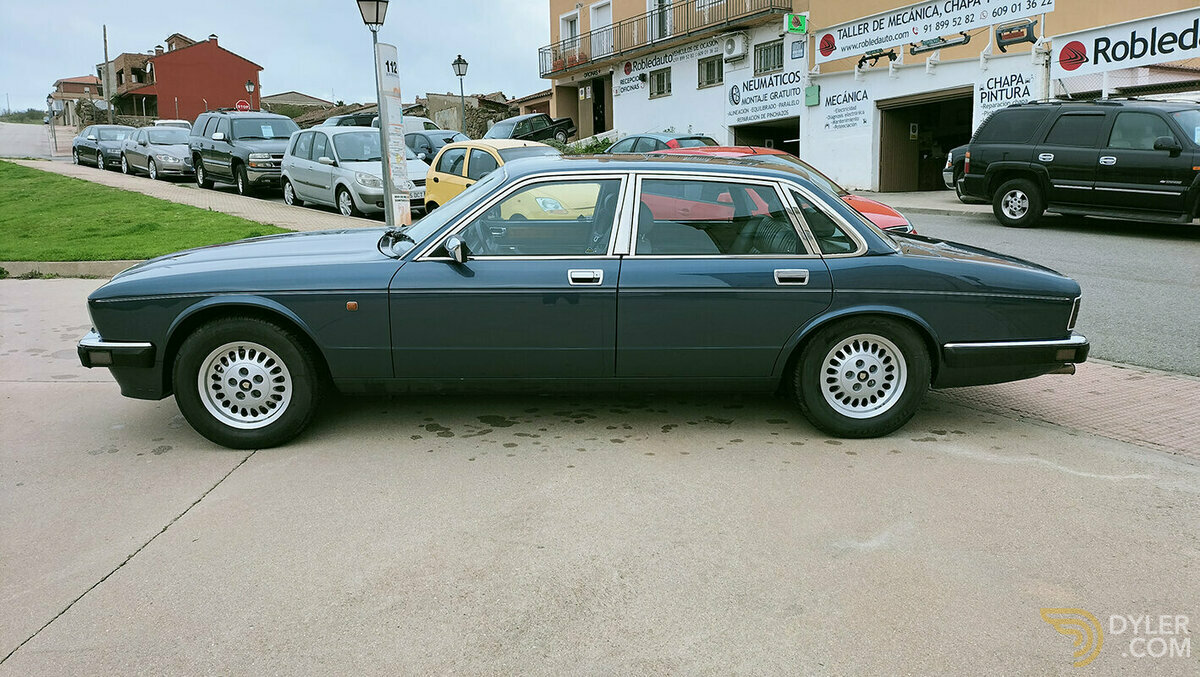 1993 Jaguar XJ6 Sovereign 3.2, foto 2