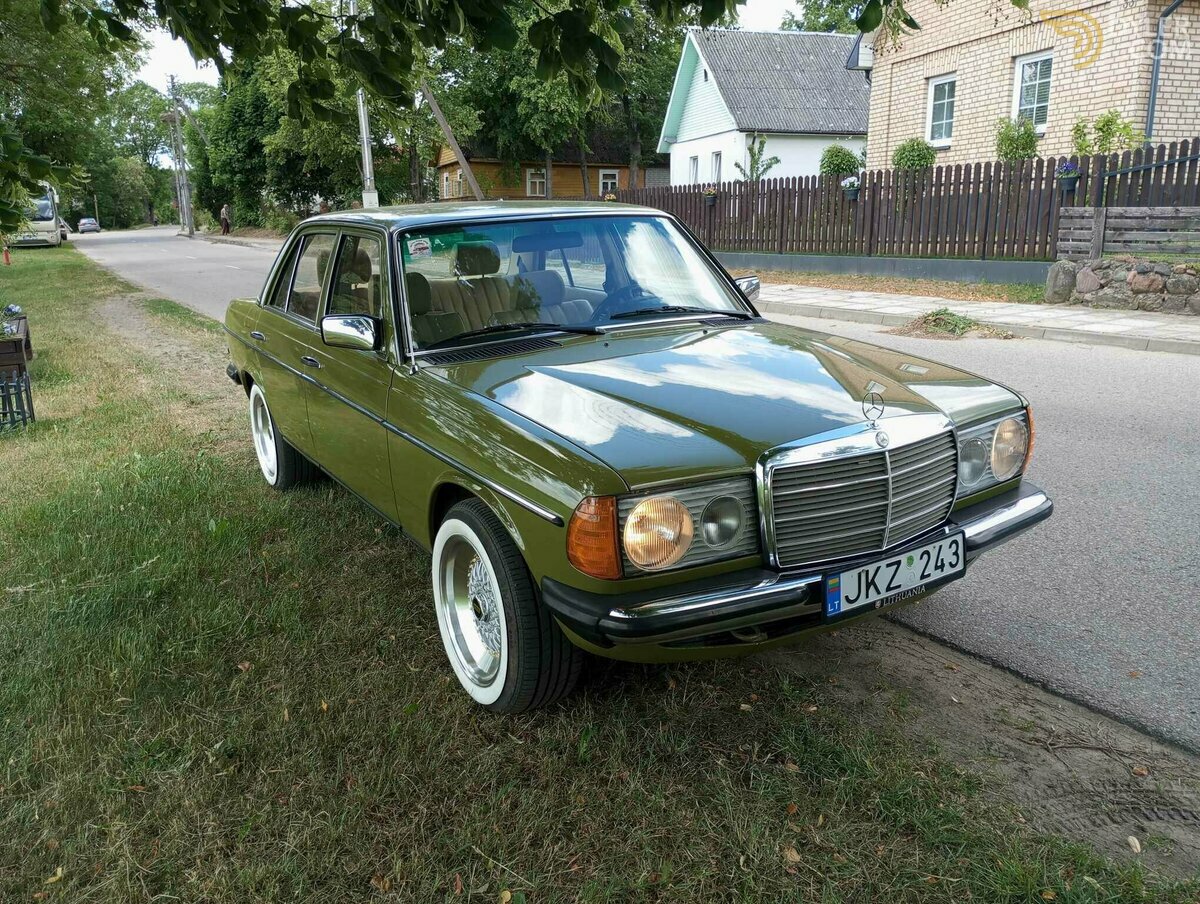 1981 Mercedes-Benz E 200, foto 7