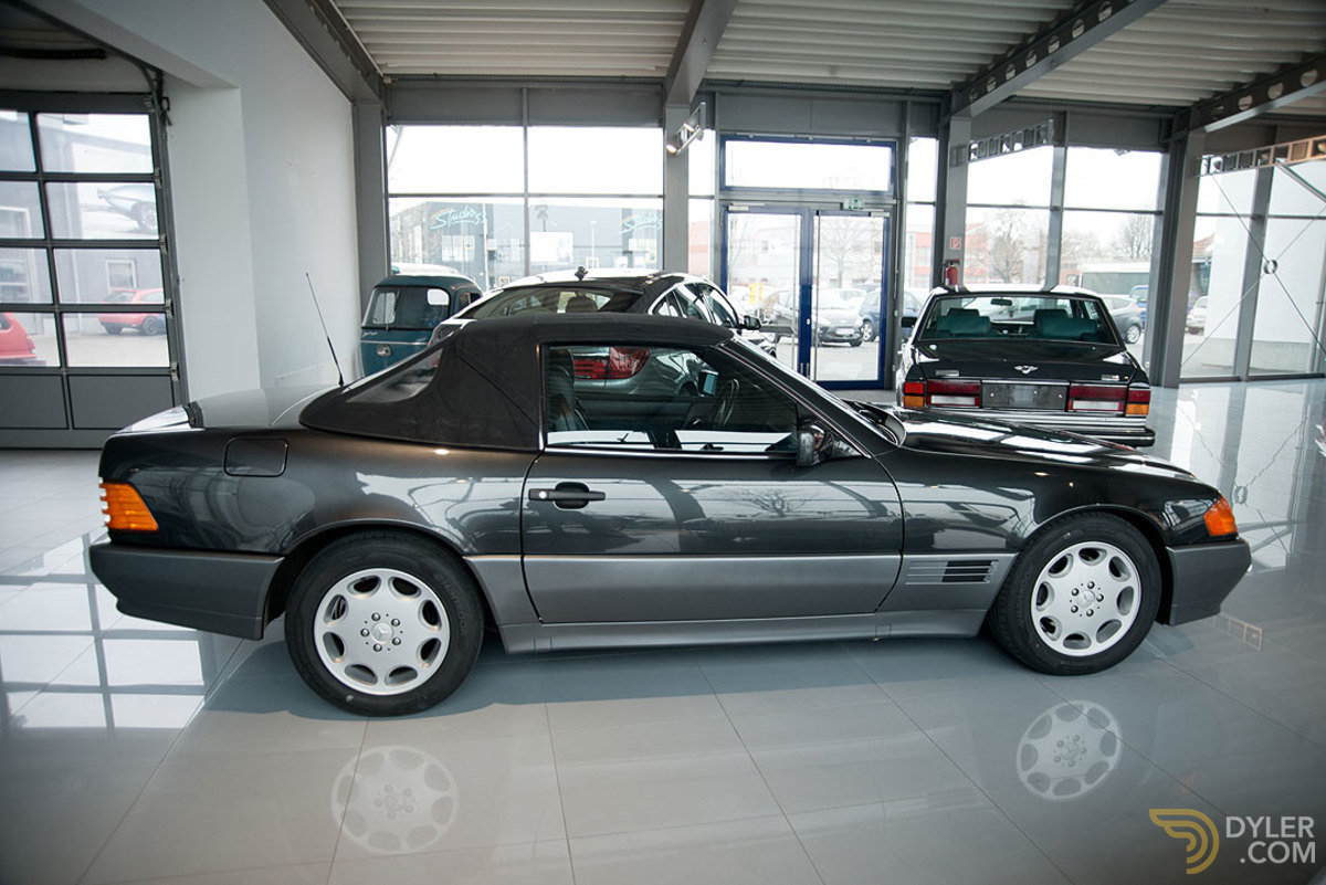 Classic 1992 MercedesBenz 300 SL for Sale Dyler
