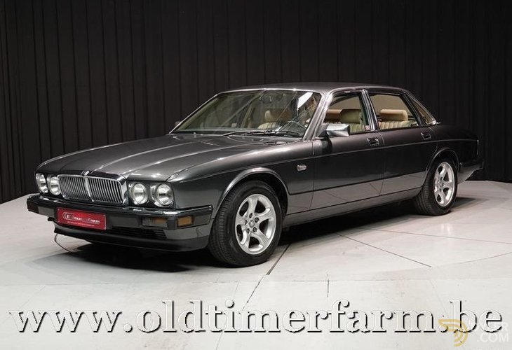 Classic 1989 Jaguar XJ 40 Sovereign for Sale Dyler