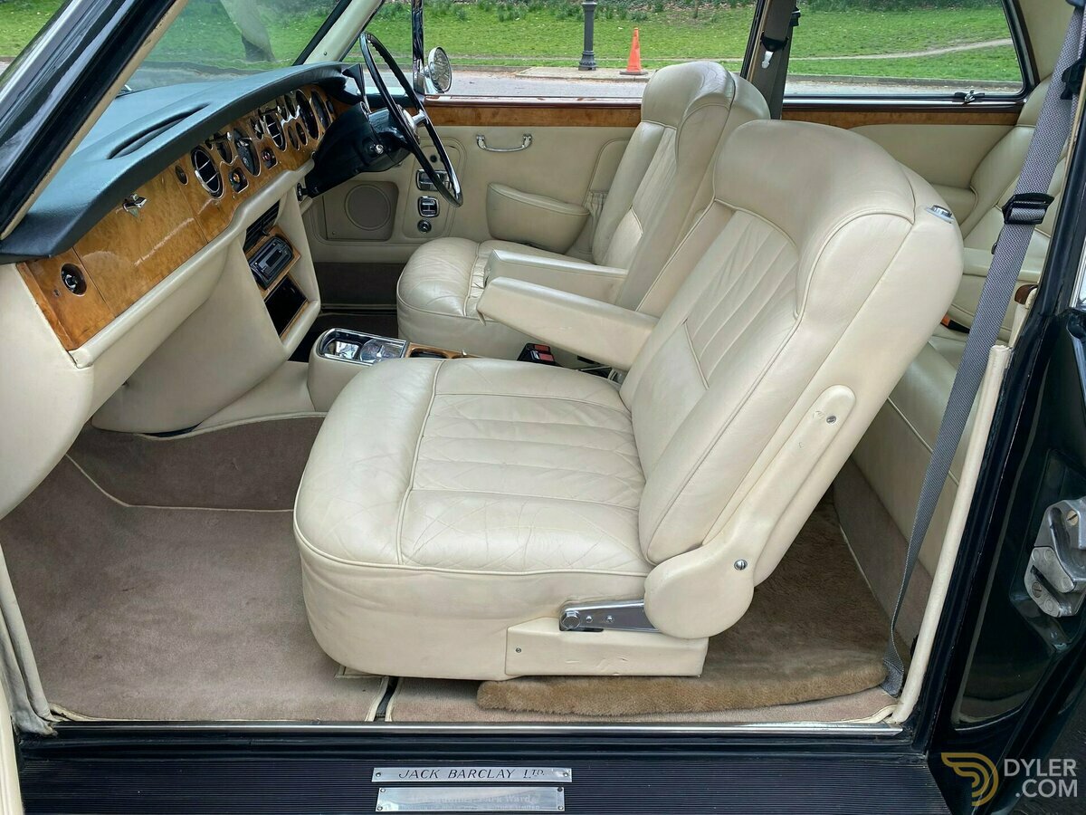 1974 Bentley Corniche 2dr Saloon, foto 4