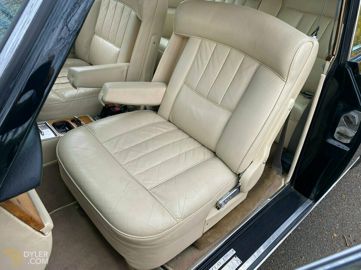 1974 Bentley Corniche 2dr Saloon, foto 12