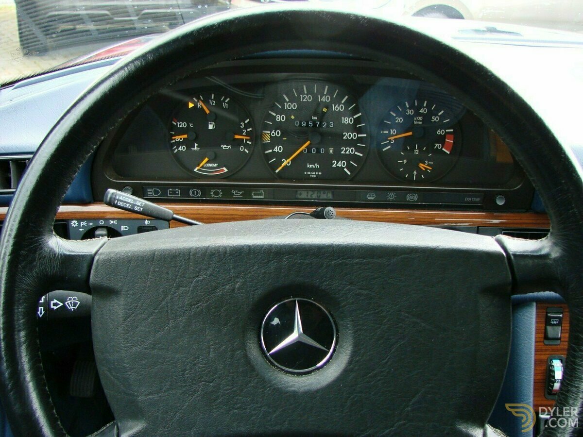 1990 Mercedes-Benz 300 SE H-Kennzeichen Klima Tempomat ABS, foto 7