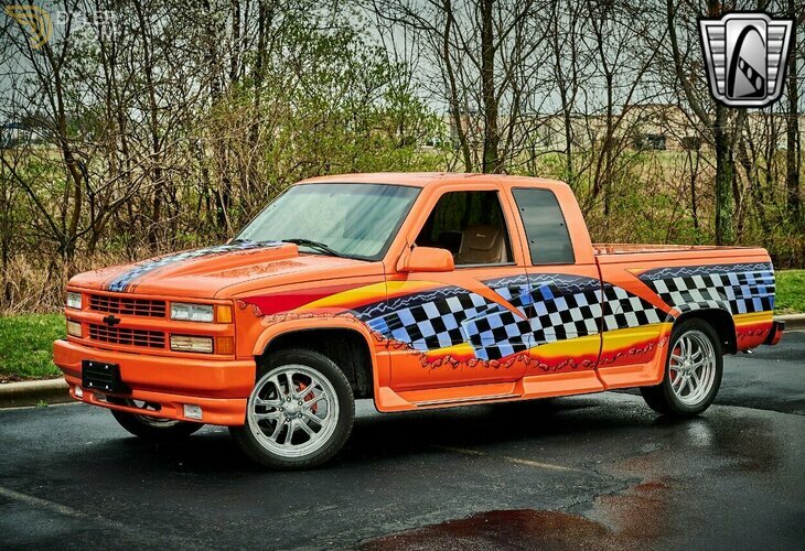 95s black and orange