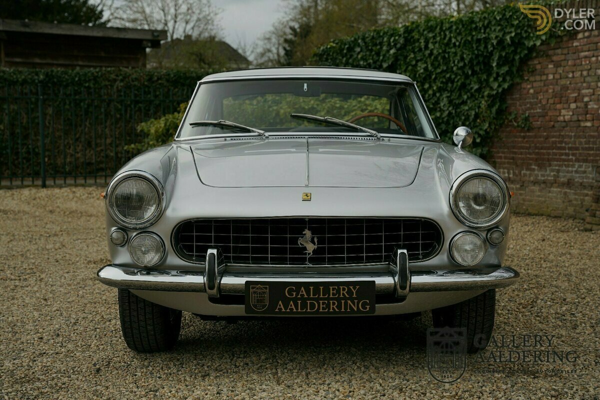 1964 Ferrari 250 GTE, foto 1