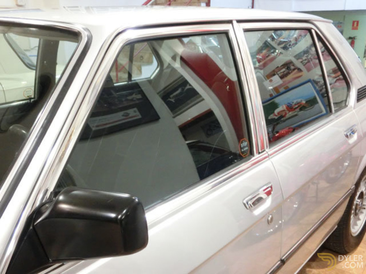 1980 BMW 518 E12 SERIE 5, foto 8