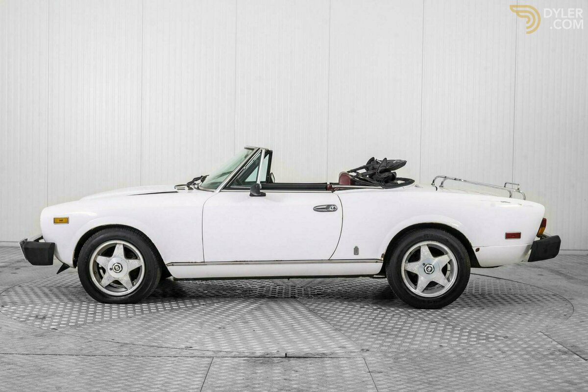 1979 Fiat 124 2000 Sport Spider, foto 11