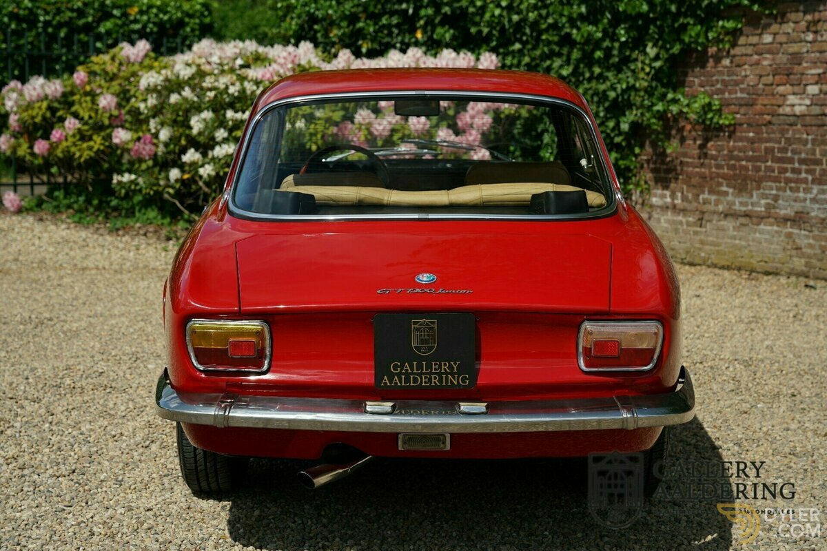 1975 Alfa Romeo 1300 GT, foto 4