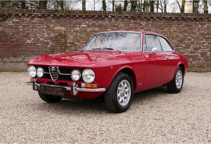 Classic 1971 Alfa Romeo 1750 GTV Bertone Coupe Series 2 for Sale Dyler