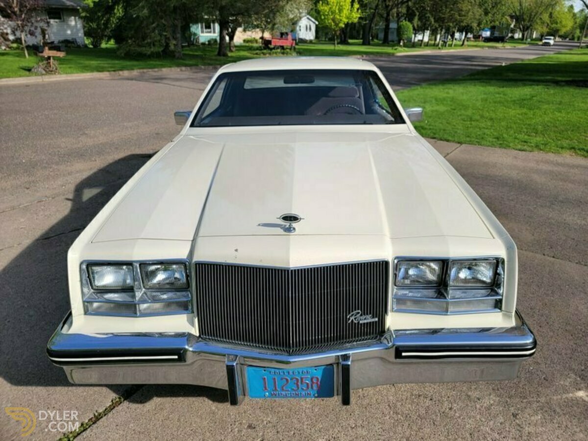 1984 Buick Riviera 2dr Coupe, foto 12