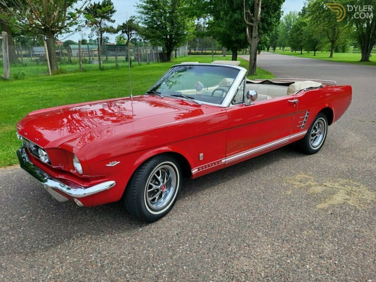1966 Ford Mustang Convertible, foto 1