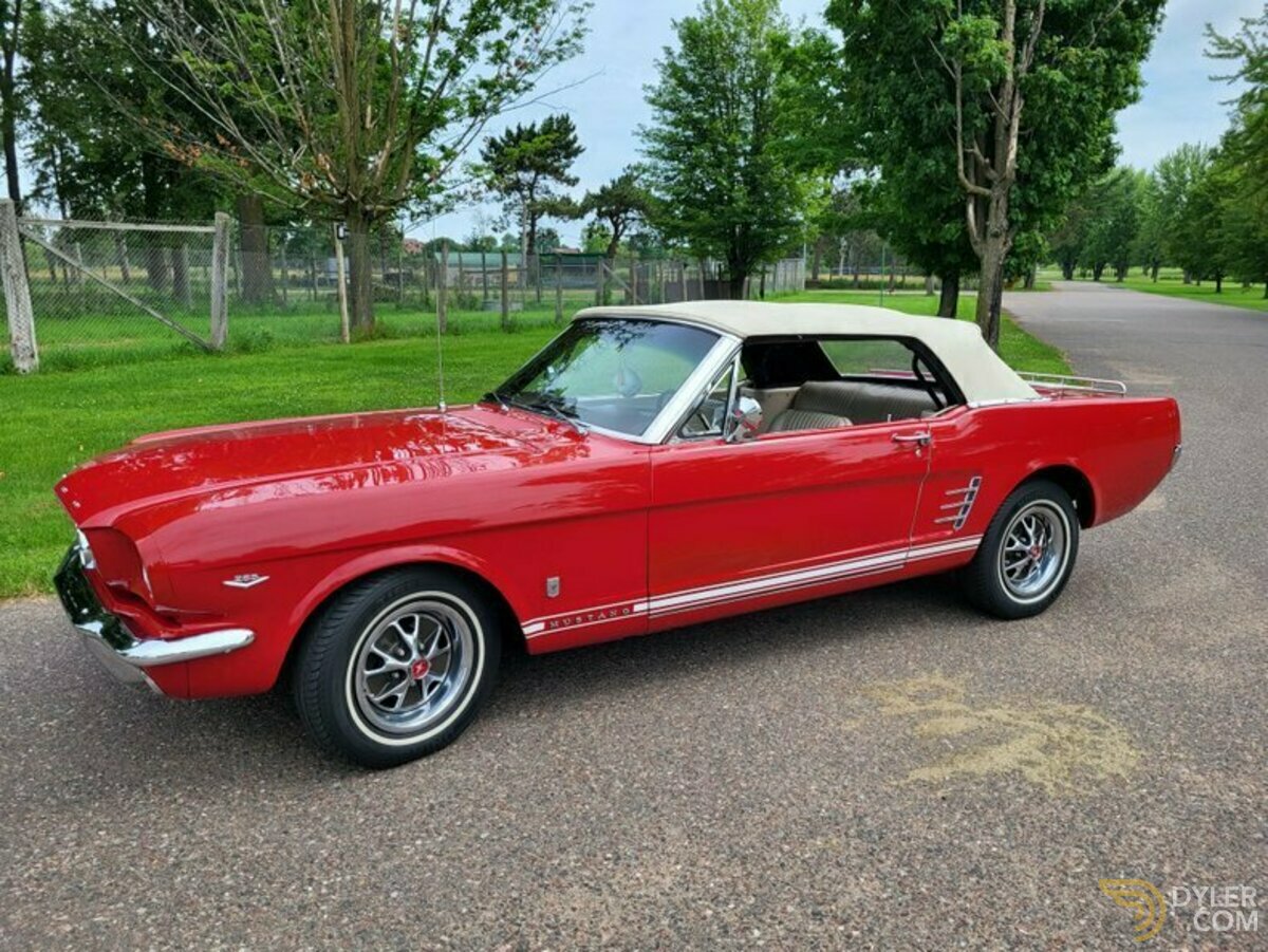 1966 Ford Mustang Convertible, foto 2