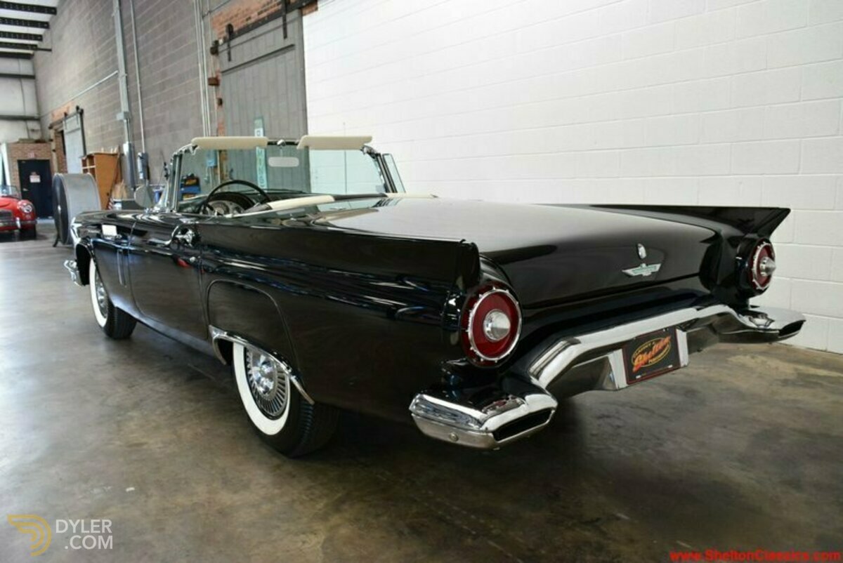 1957 Ford Thunderbird, foto 3