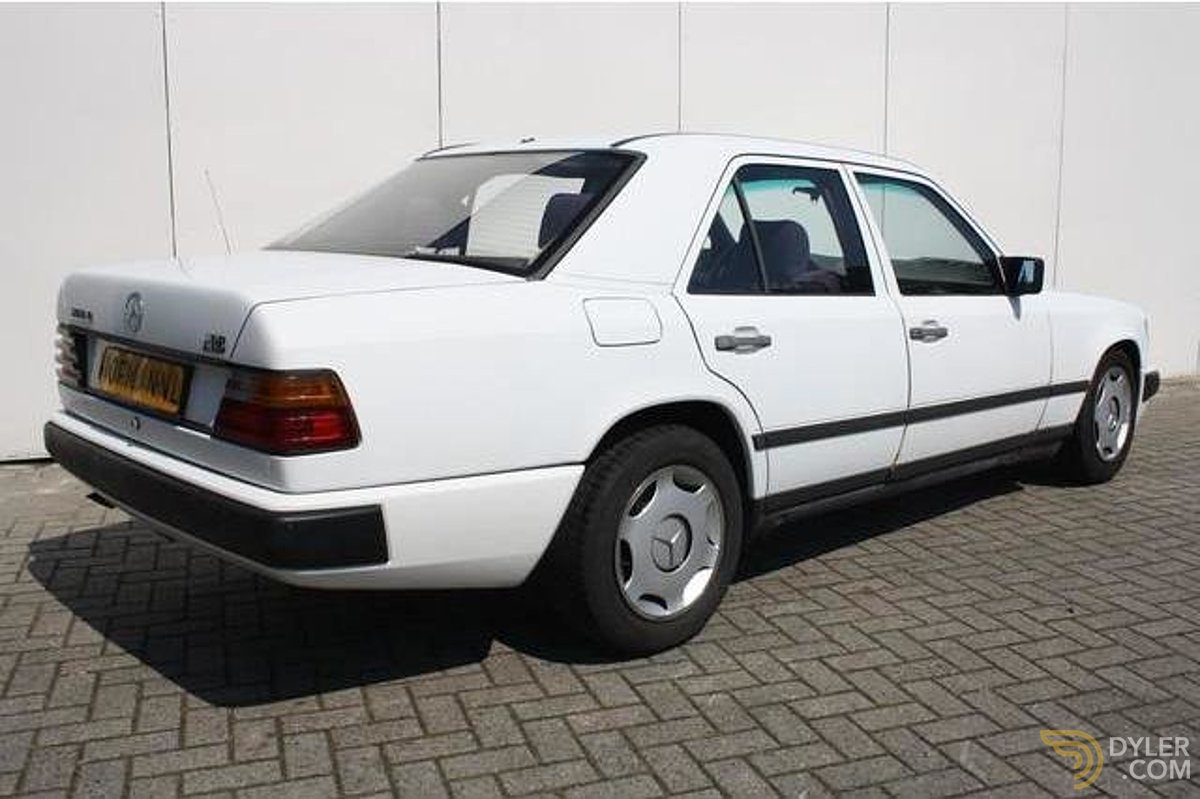 1985 Mercedes-Benz 300D, foto 2