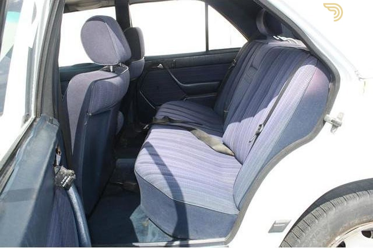 1985 Mercedes-Benz 300D, foto 6