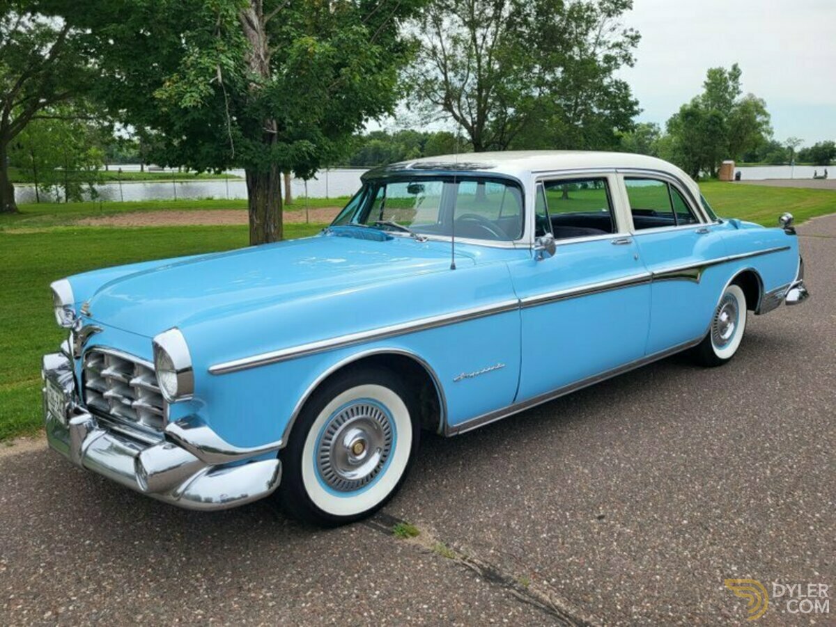 1955 Imperial Sedan, foto 1