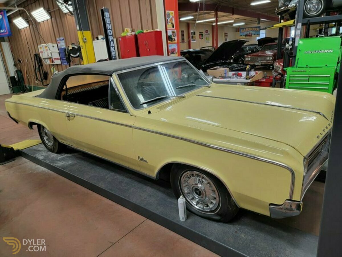 1964 Oldsmobile Cutlass F-85, foto 2